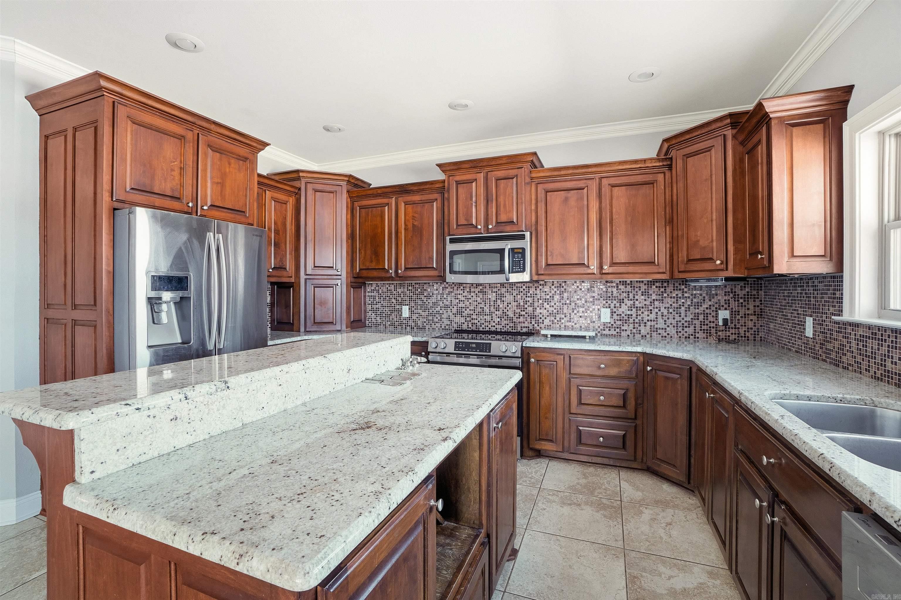 Saddle Creek - Residential