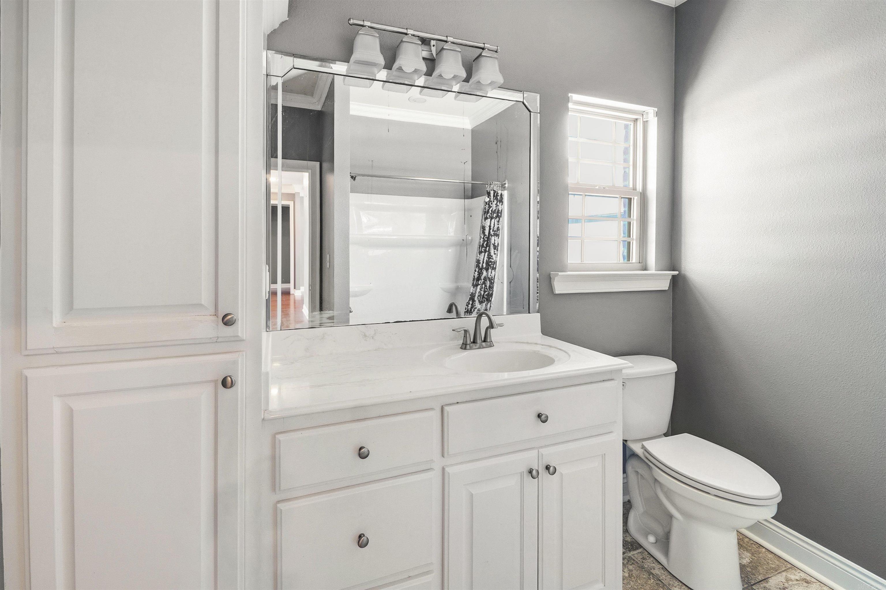 Saddle Creek - Residential