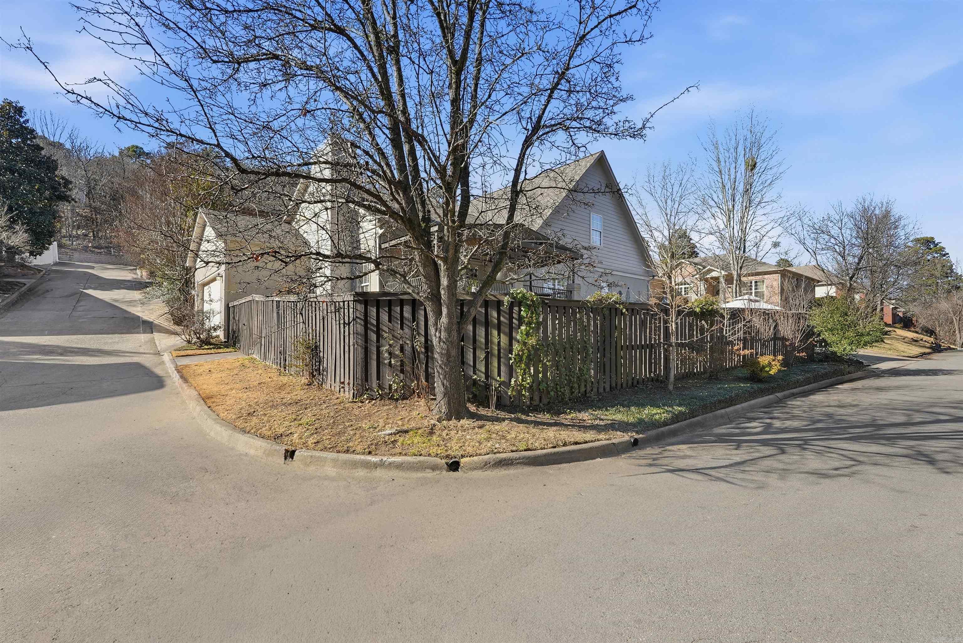 WINDSOR HILLS ADDN - Residential