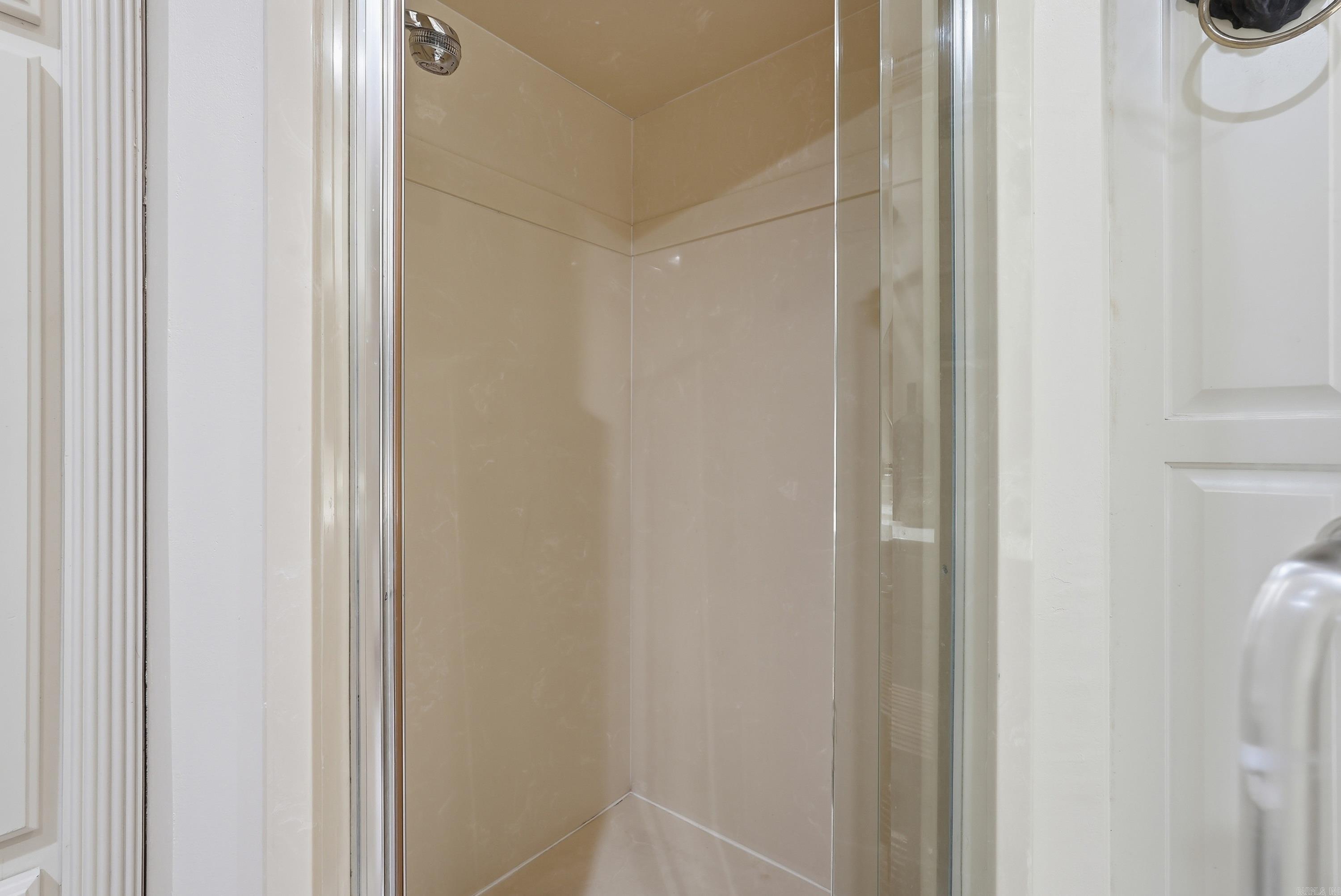 WINDSOR HILLS ADDN - Residential