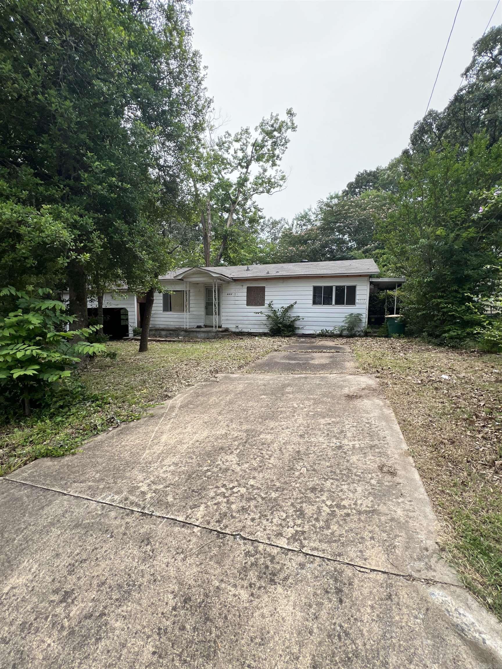 EUCLID PLACE - Residential