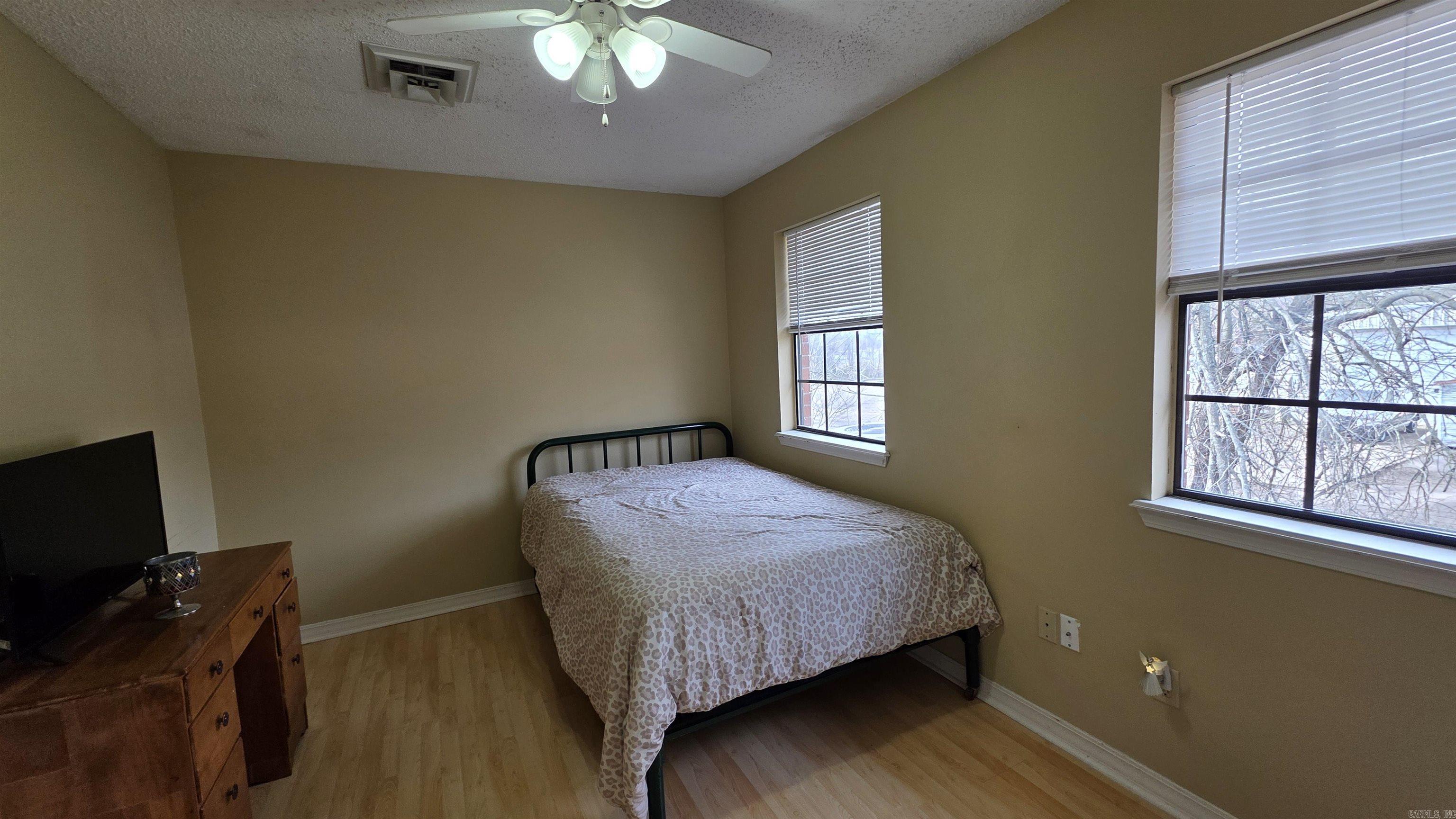 UNIVERSITY ESTATES - Residential