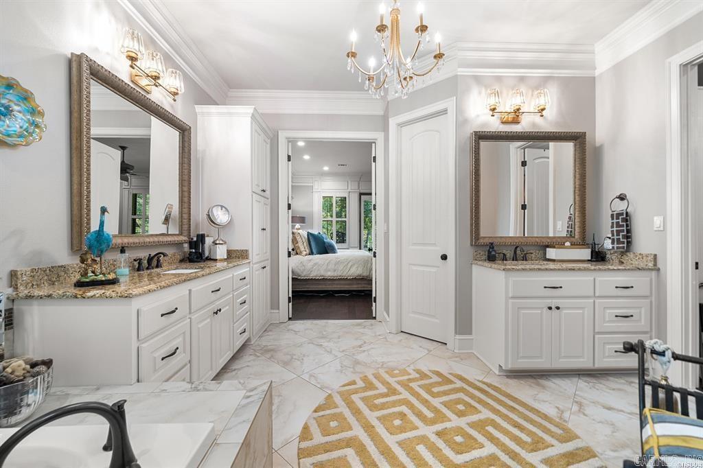 RED OAK - Residential