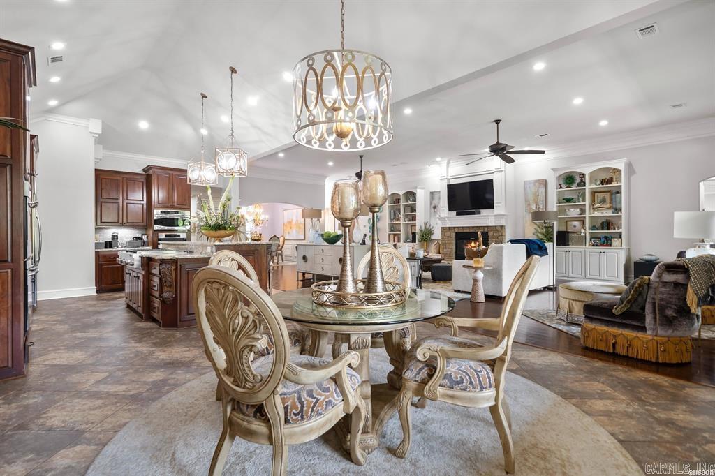 RED OAK - Residential