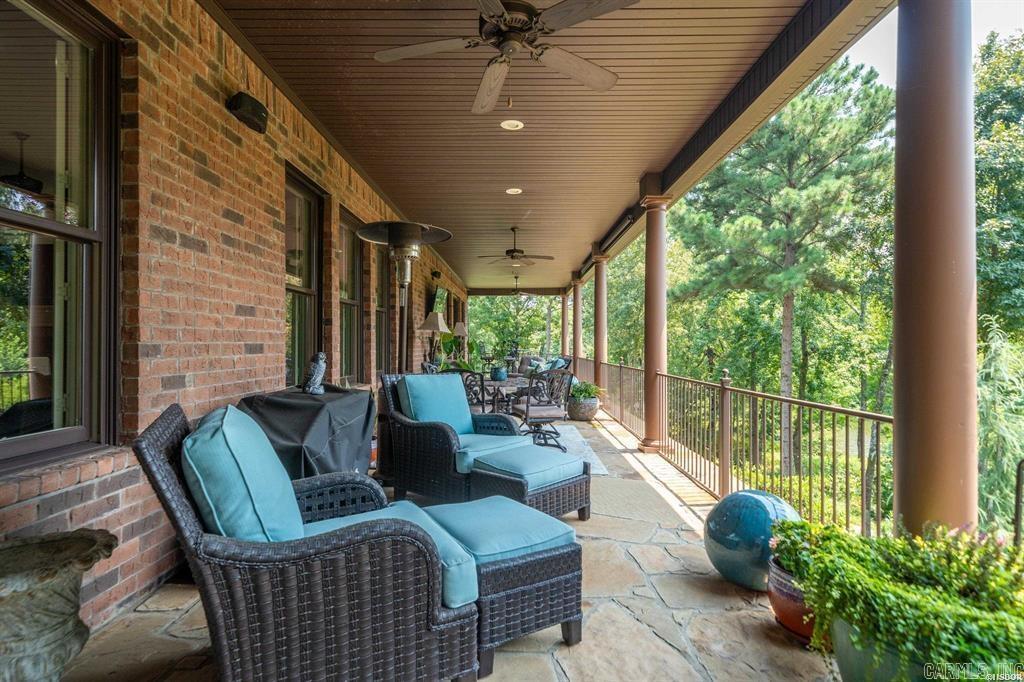 RED OAK - Residential