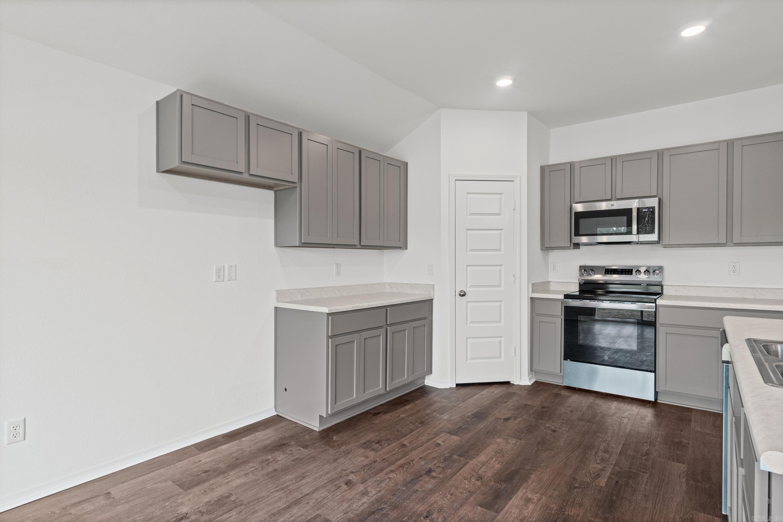 SPRINGLAKE TRAILS - Residential