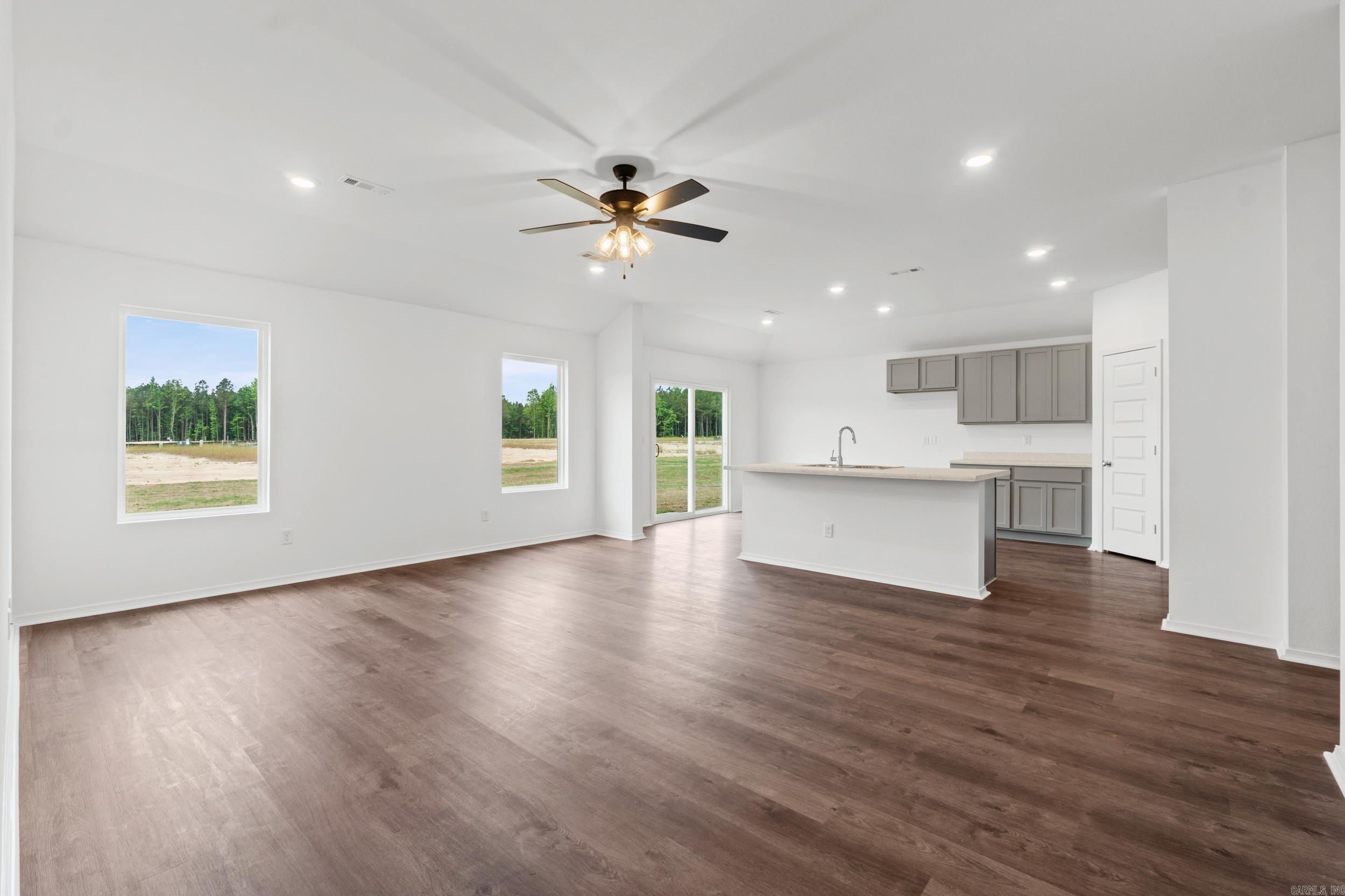 SPRINGLAKE TRAILS - Residential