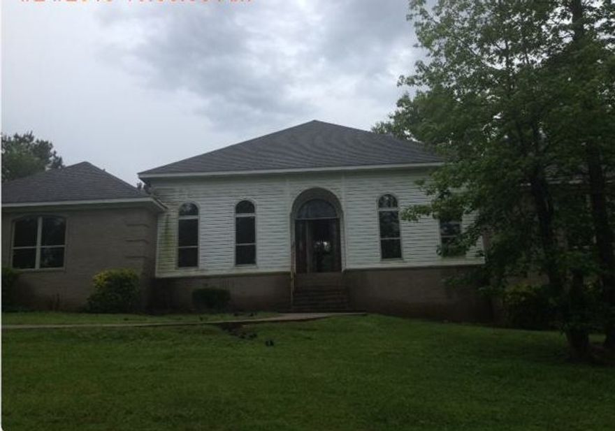 Country Living at its finest! Enjoy the privacy of the 4br/2.5 bath home. Tons of extras including a formal ding room, bonus ro This is a Fannie Mae HomePath property.  Learn more at www.HomePath.com. Awesome Opportunity for Owner Occupant during FIRST LOOK period.  (AGENTS PLEASE REVIEW CONFIDENTIAL REMARKS FOR NEW FANNIE MAE OFFER SUBMISSION PROCESS)om and office.