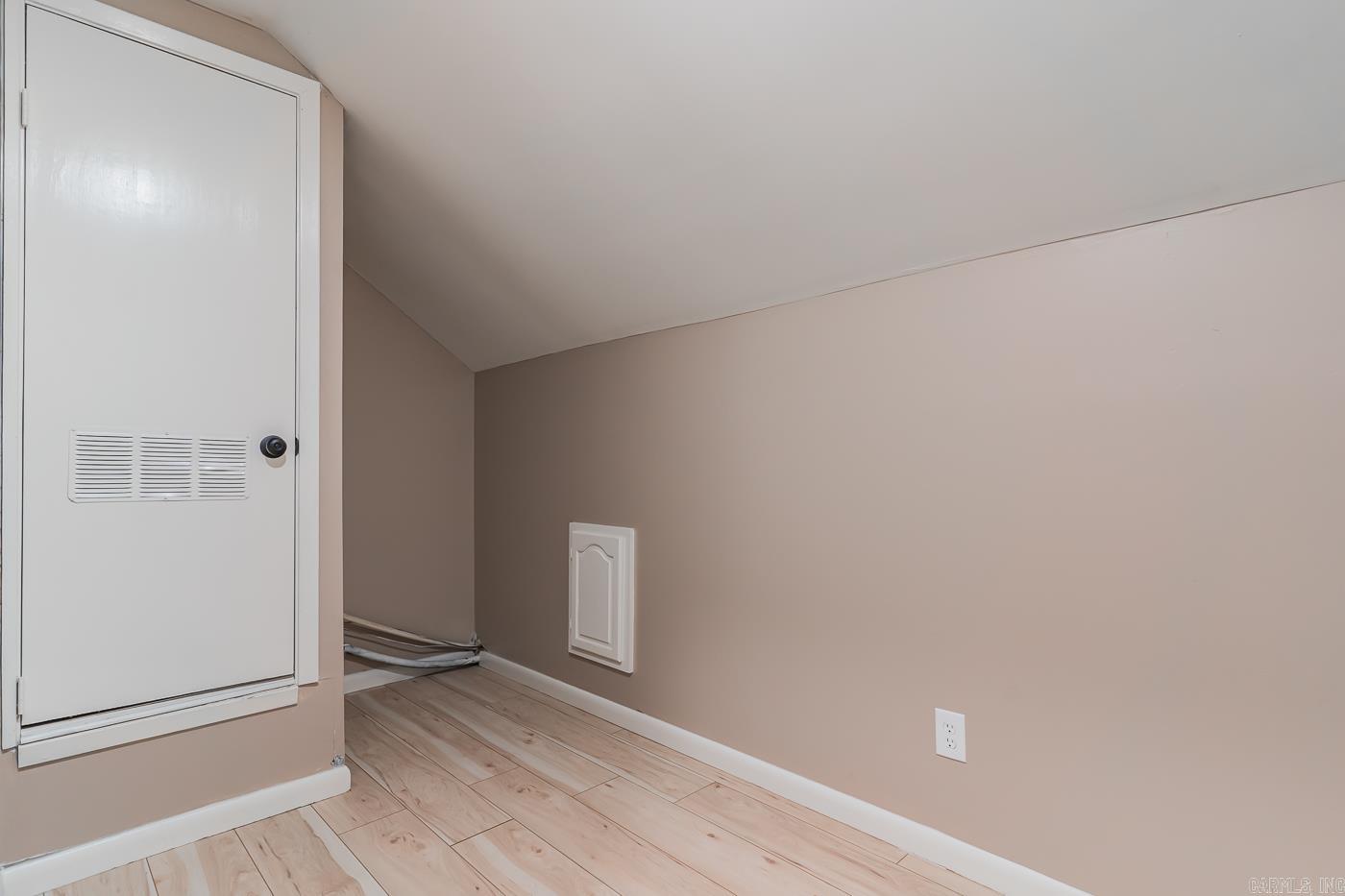 WALNUT RIDGE UNPLATTED - Residential