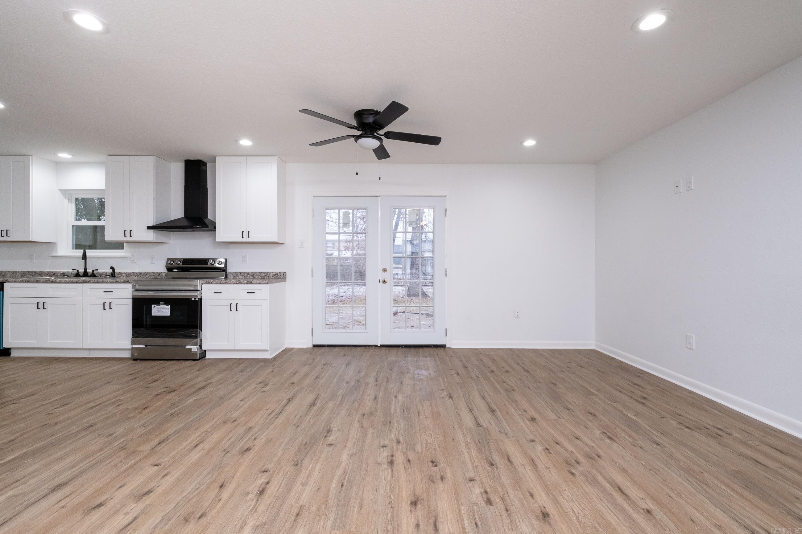 MCCLELLAN PLACE - Residential