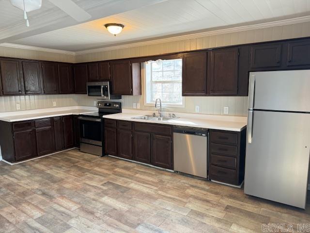 JAMES SUNSET HILLS - Residential