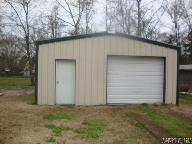 PEBBLE LAKE - Residential