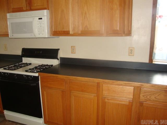 PEBBLE LAKE - Residential