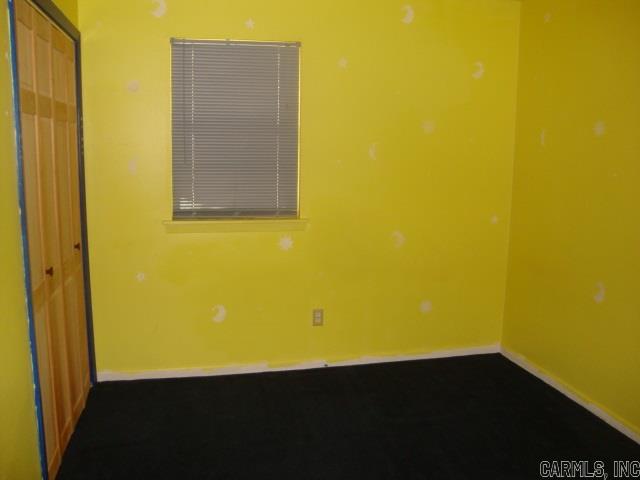 PEBBLE LAKE - Residential