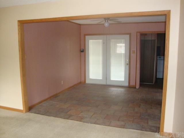 PEBBLE LAKE - Residential