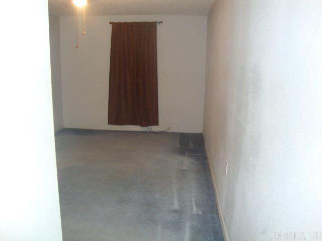 PEBBLE LAKE - Residential