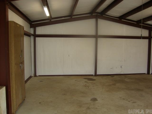 PEBBLE LAKE - Residential