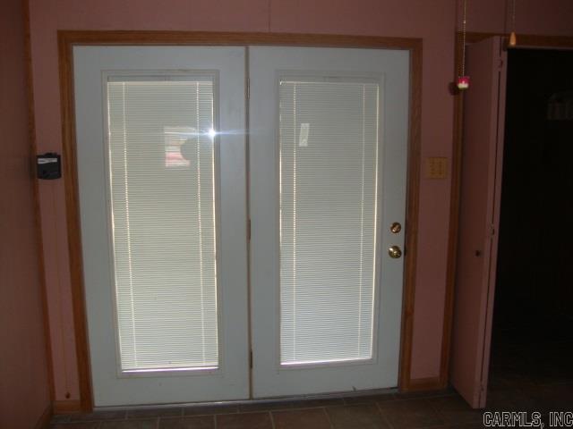 PEBBLE LAKE - Residential