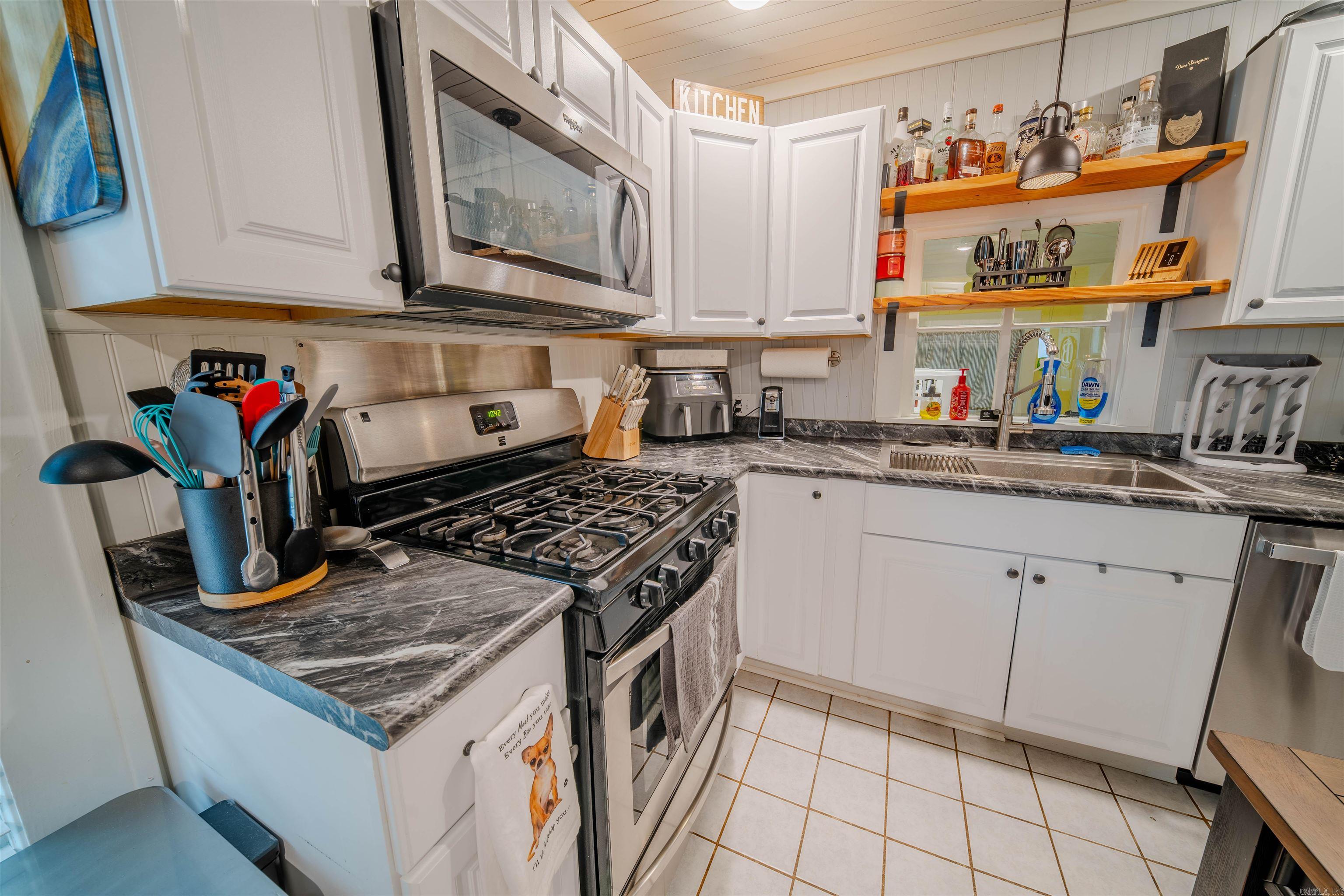 ADAMS, CC, ADDITION - Residential