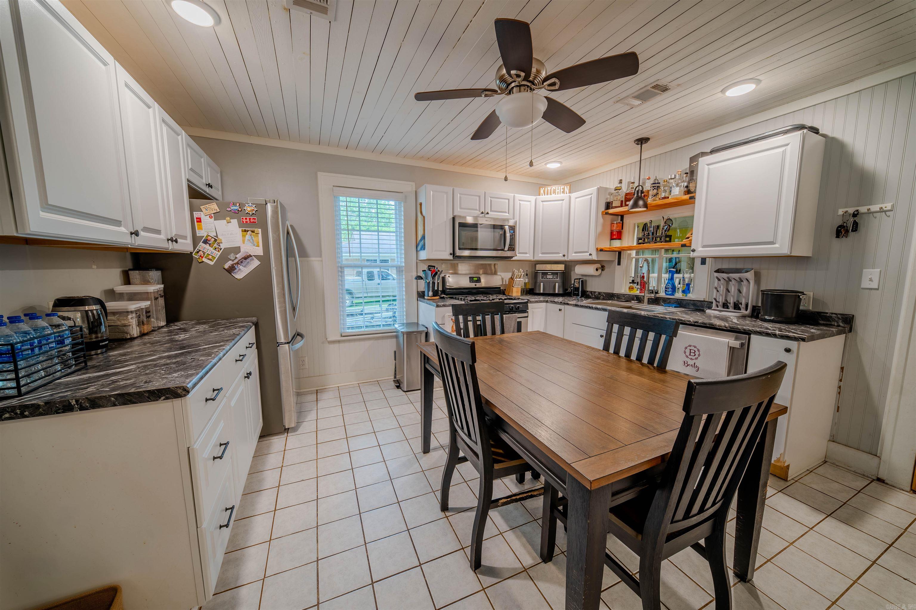 ADAMS, CC, ADDITION - Residential