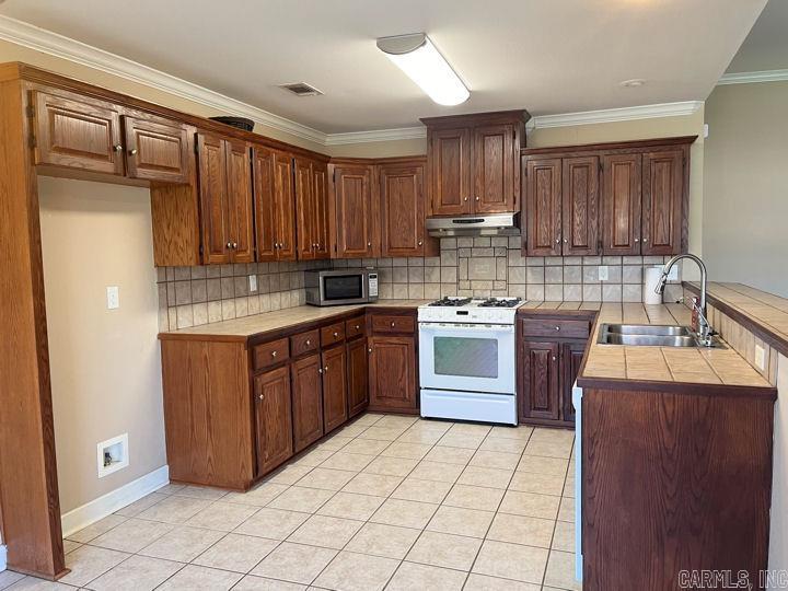 MEADOWLAKE - Residential