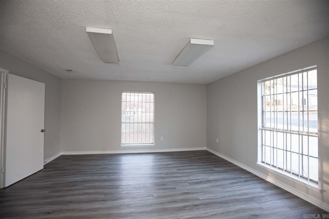 Morris Manor - Residential Lease