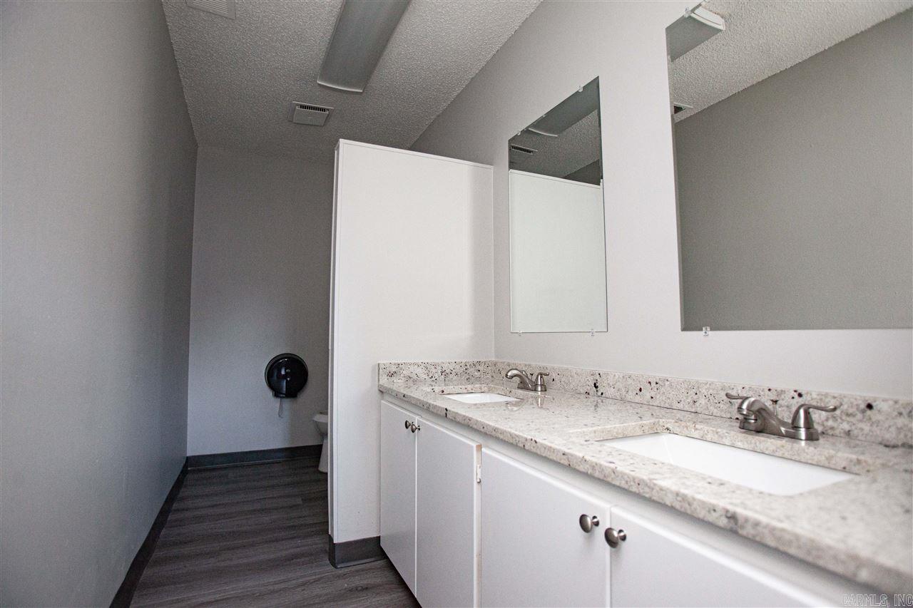 Morris Manor - Residential Lease