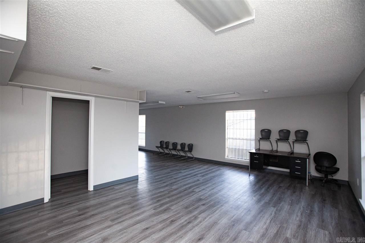 Morris Manor - Residential Lease