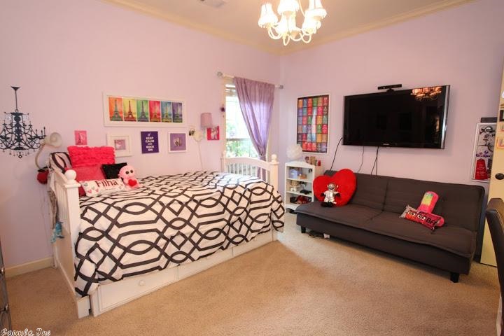 THE VILLAGES OF WELLINGTON - Residential