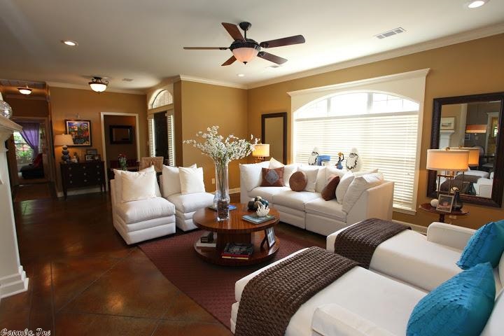 THE VILLAGES OF WELLINGTON - Residential