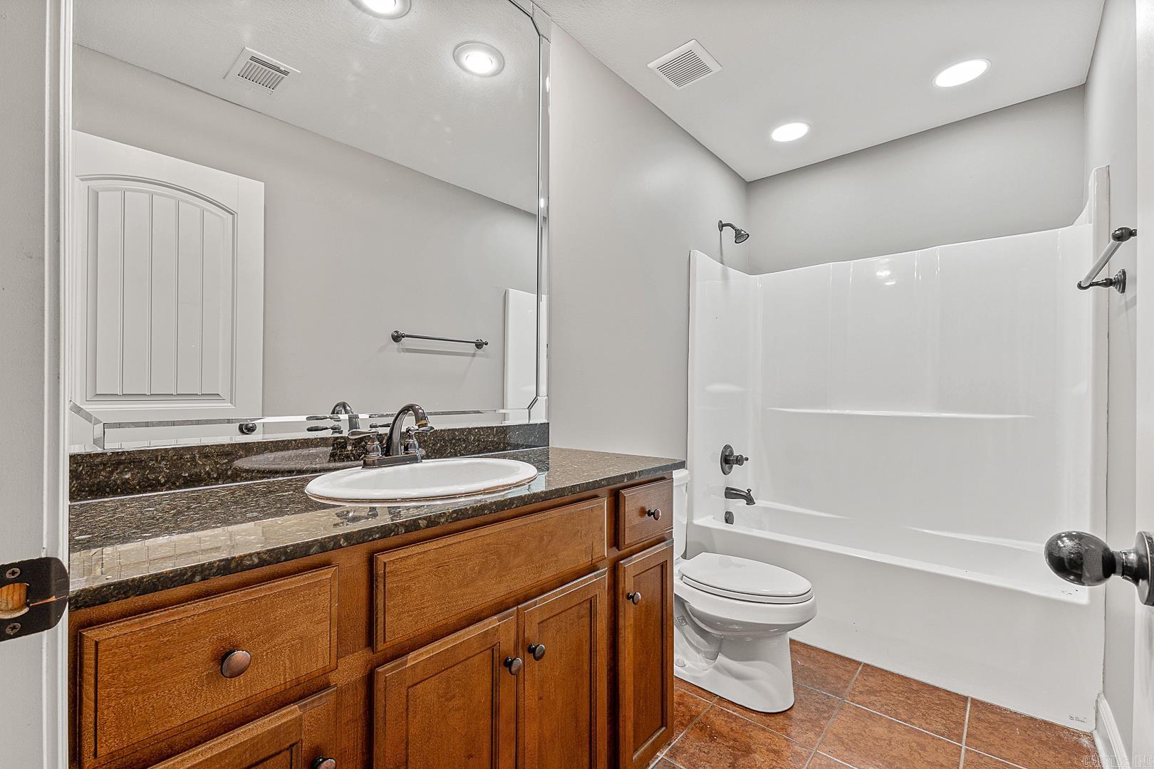 Prairiemeadows - Residential