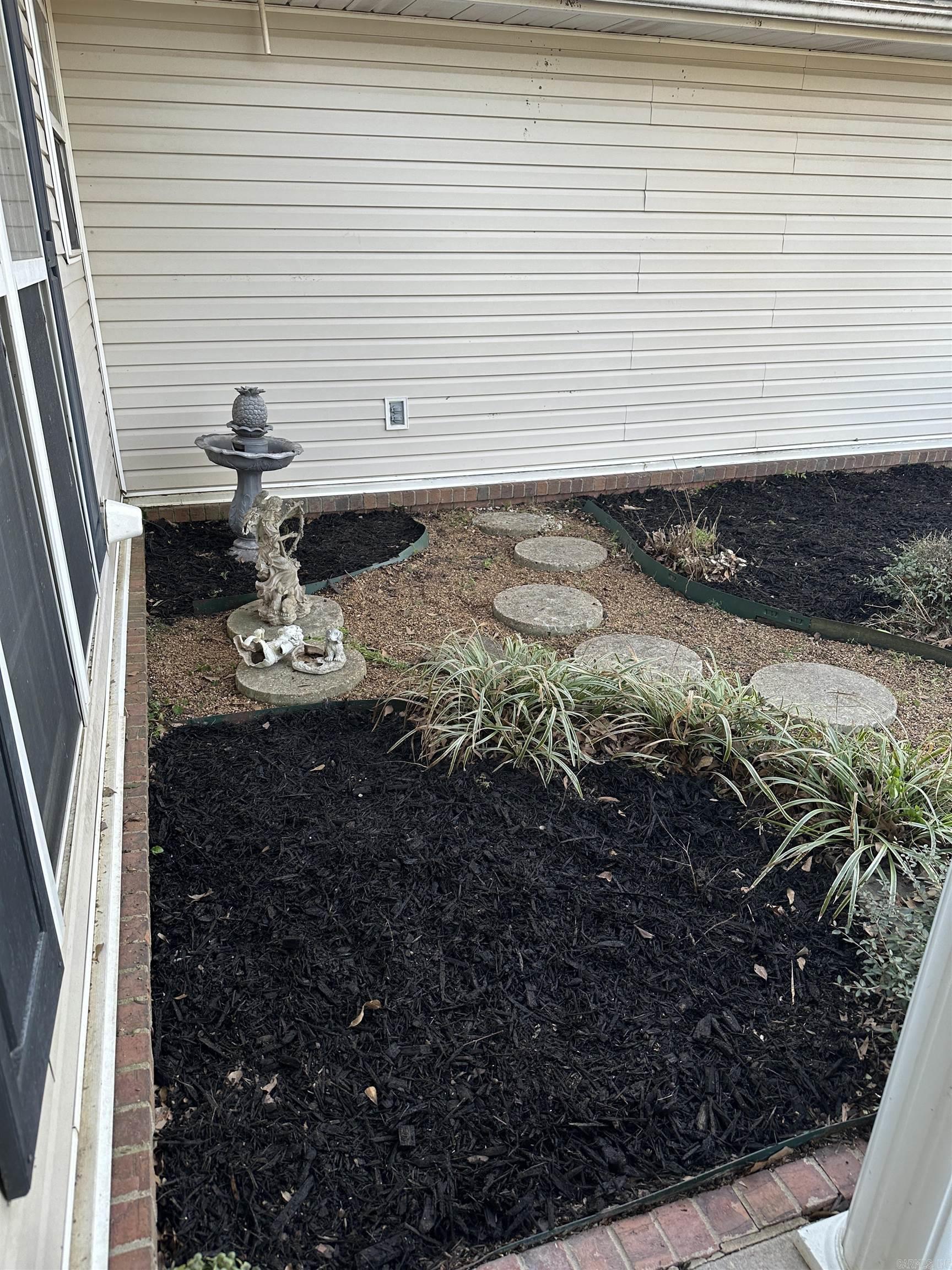 WINDSOR LANDING - Residential