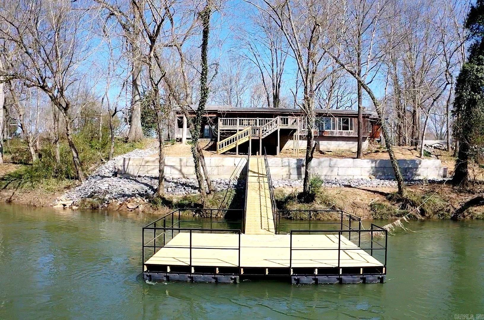 Rainbow Island-River - Residential