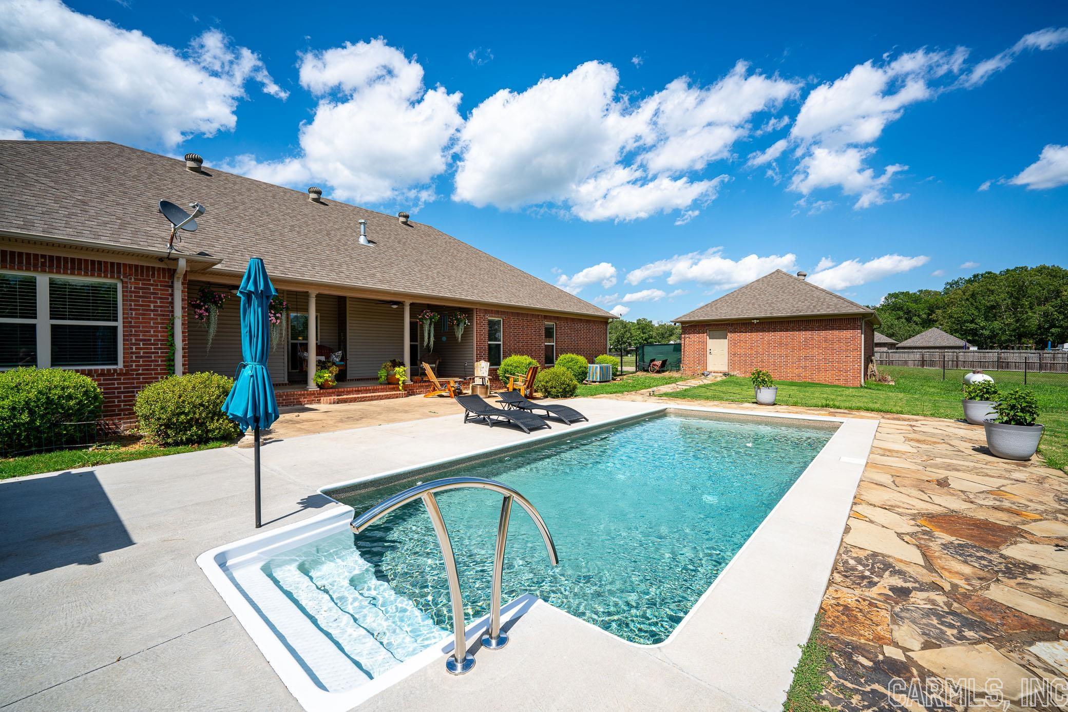 OAKWOOD ESTATES - Residential