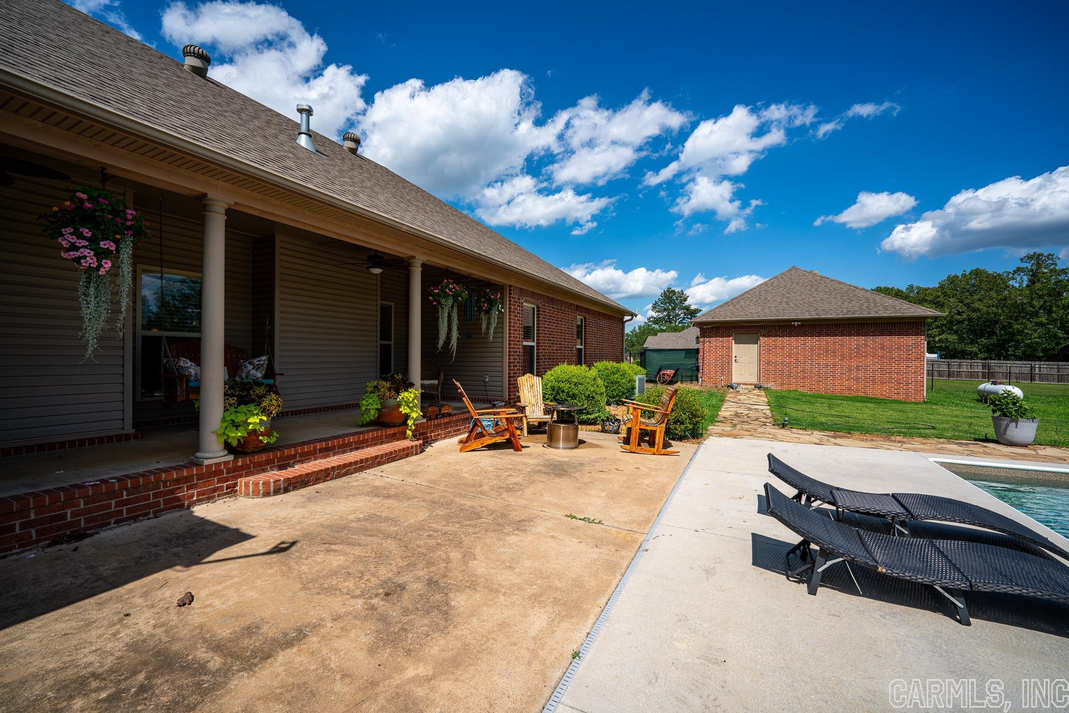 OAKWOOD ESTATES - Residential