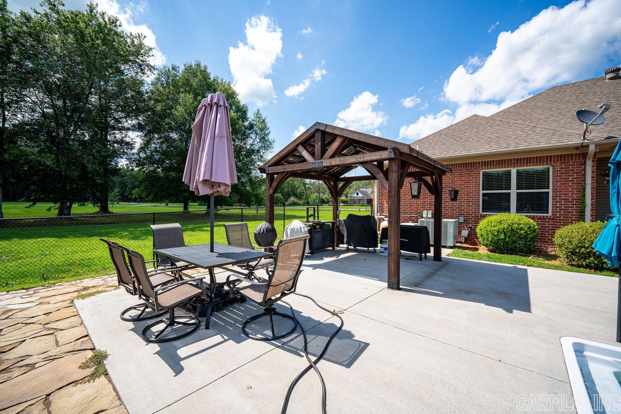 OAKWOOD ESTATES - Residential