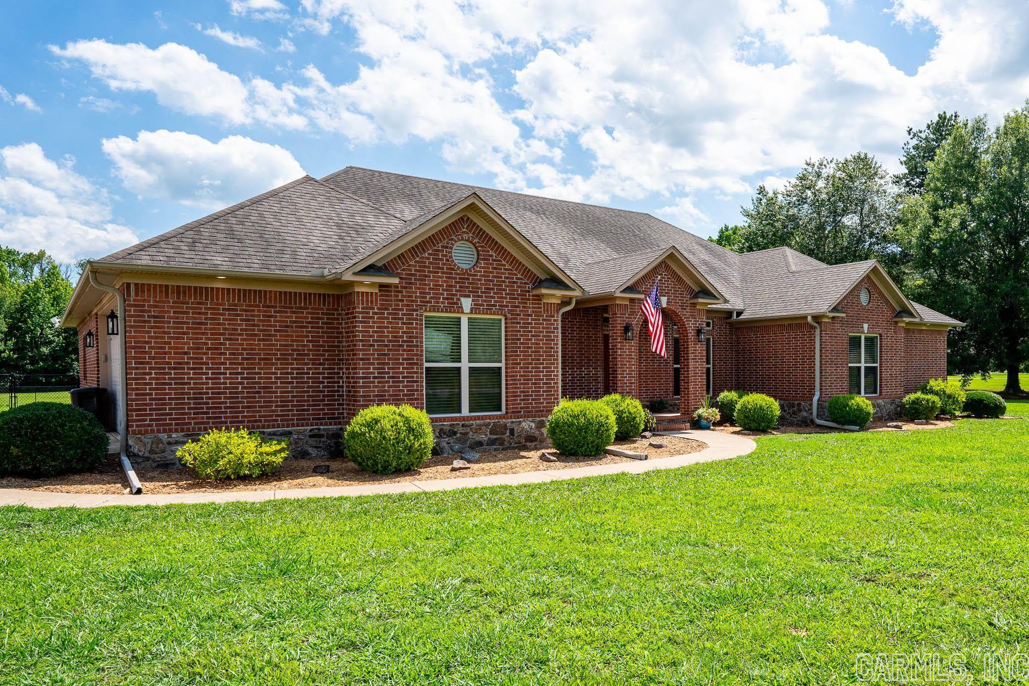 OAKWOOD ESTATES - Residential