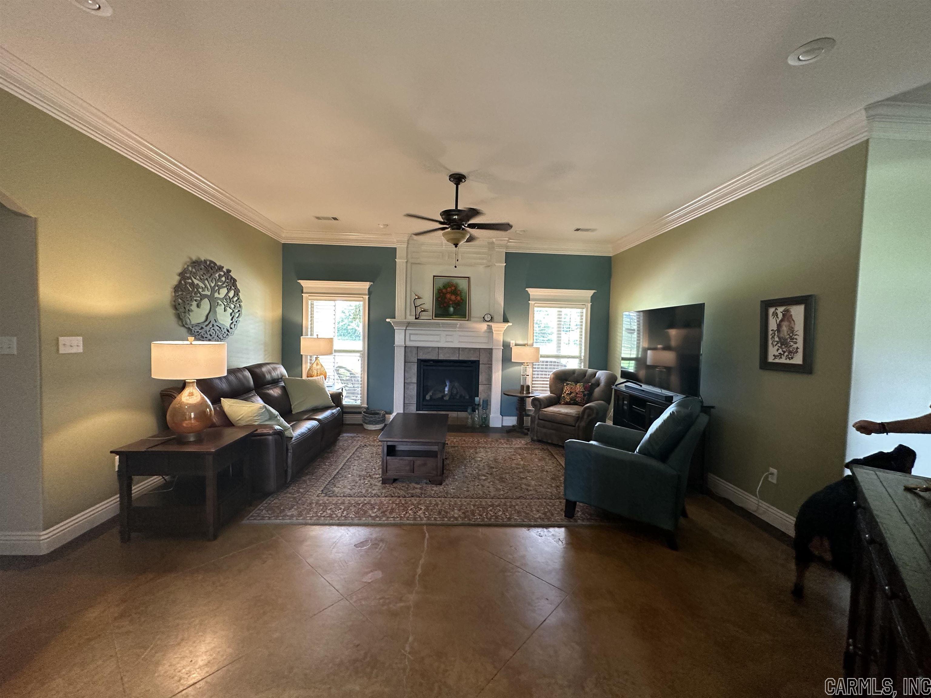 OAKWOOD ESTATES - Residential