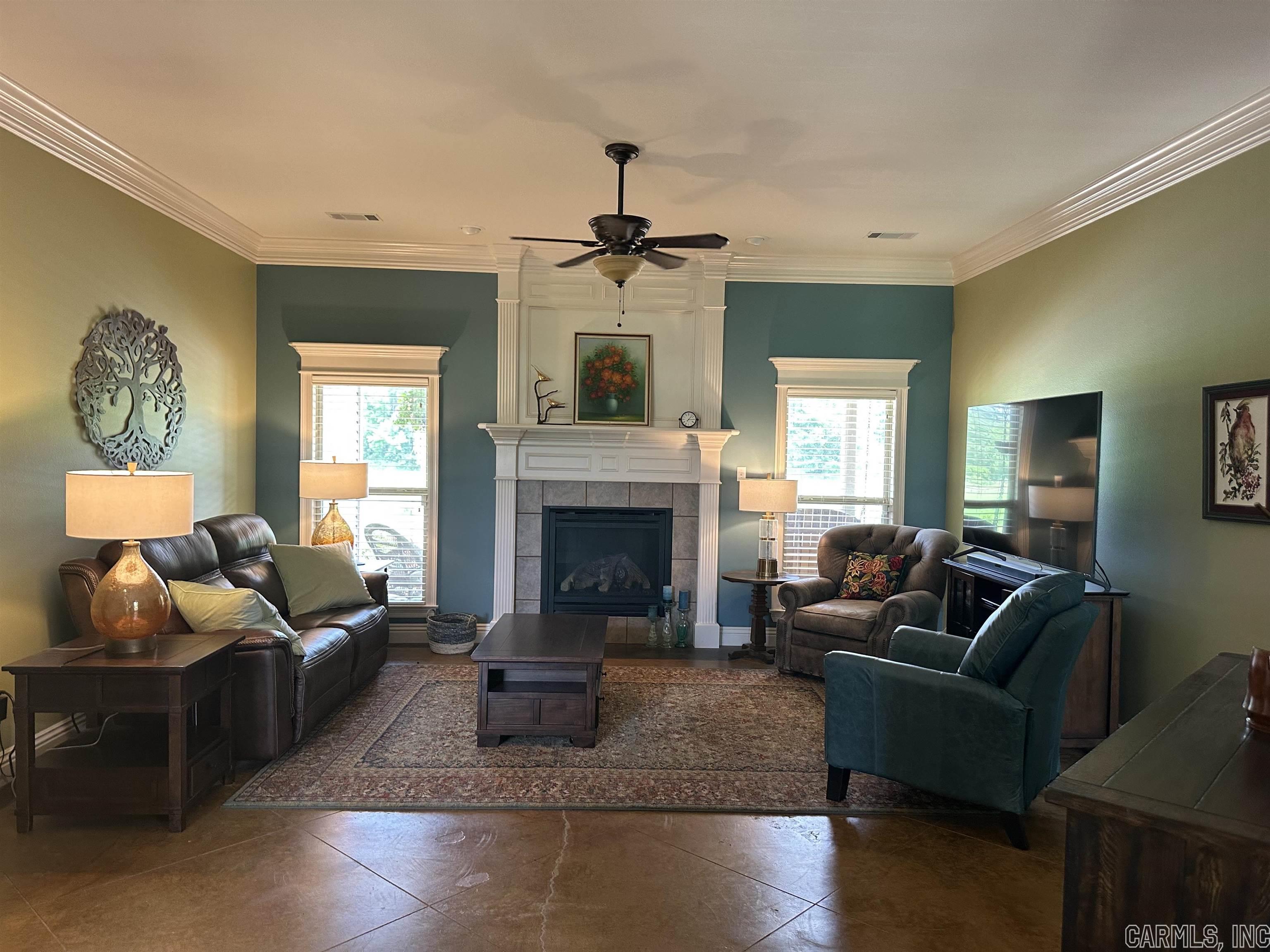 OAKWOOD ESTATES - Residential