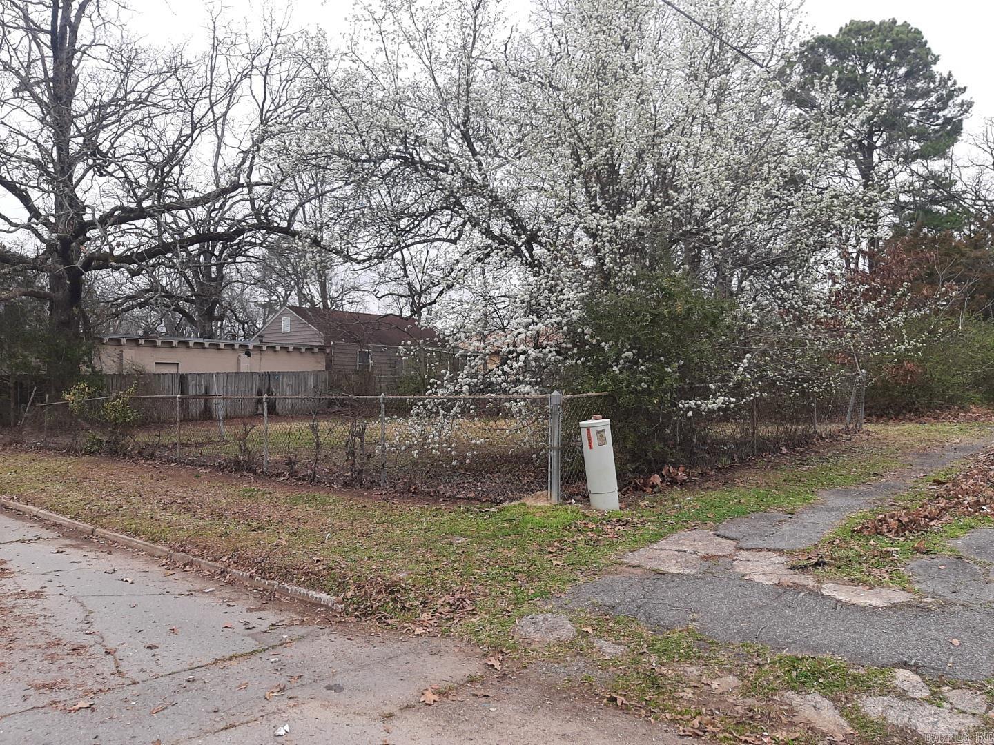 A FULL POTENTIAL LOT READY FOR A NEW OWNER***ONCE UPON A TIME THERE WAS A HOUSE SITTING HERE WITH LIGHT, WATER & GAS SUPPLIED. THE OWNER NEVER OCCUPIED IT, BECAUSE IT WAS USED AS A RENTAL, UNTIL ONE DAY THE OWNER NO LONGER DESIRED TO RENT IT. AFTER AWHILE THE CITY OF LITTLE ROCK PURCHASED THE HOME AND REMOVED IT FROM THE PROPERTY. NOW THE OWNER SAID SELL....SELLL...SELL! PLEASE BRING ALL OFFERS!!!!