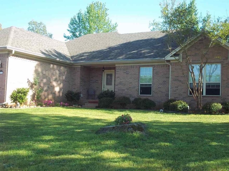 Brick home with very quick access to Hwy 67/167. Open floor plan has large great room with corner fireplace and new french doors to the back yard.  Kitchen has new stainless steel stove and microwave ventahood, breakfast bar.   Master suite has double marble vanities, walk-in closet, whirlpool tub and large separate shower. Extra large, fully privacy fenced back yard. Laundry room, guttering and patio.