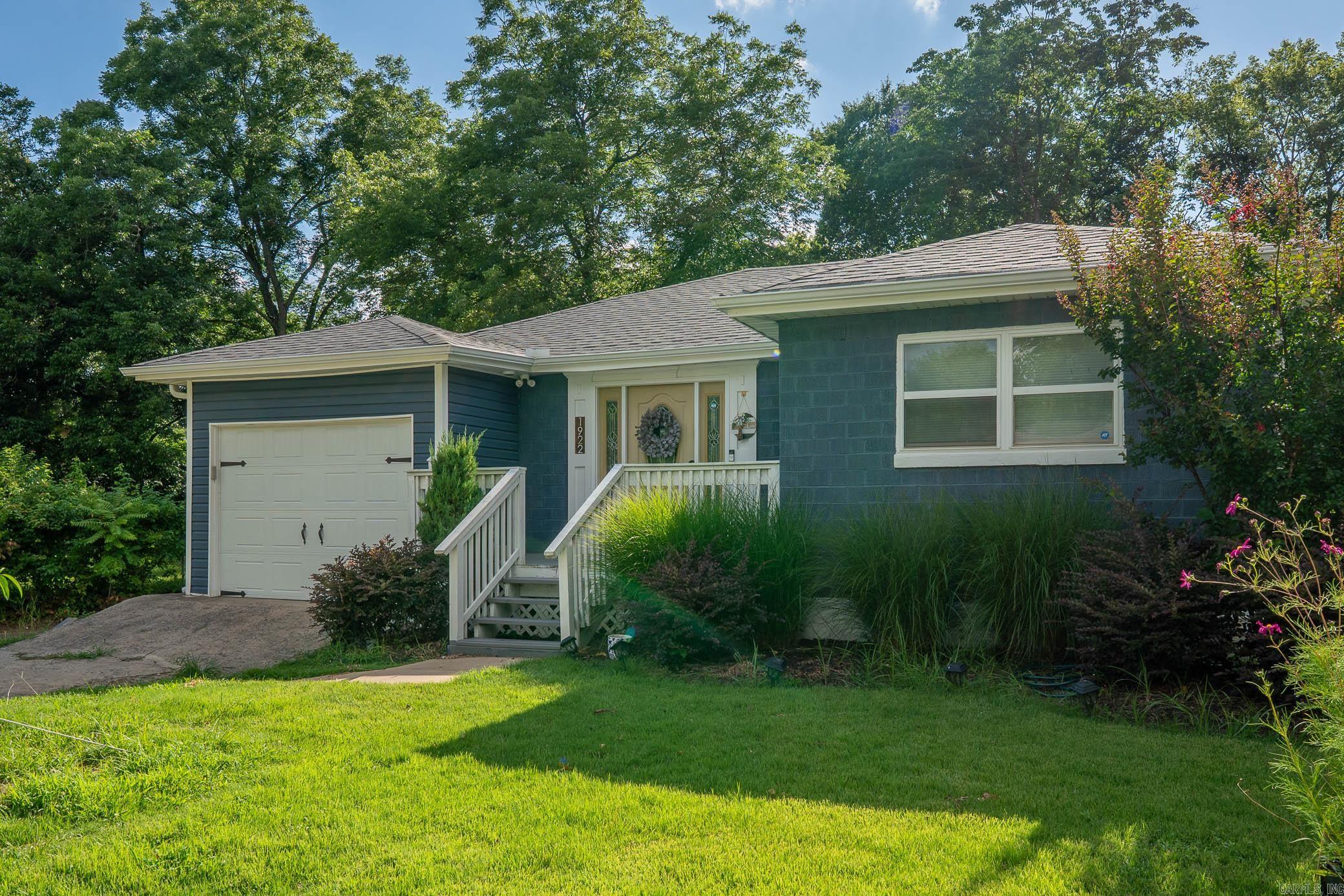 Lovely remodeled home close to SOMA and awesome dining/entertainment venues. Perfect turnkey opportunity for investors and small families. Washer, dryer and fridge convey! You'll love the spacious deck overlooking your huge back yard. Updated appliances, flooring, kitchen, etc. Must see to appreciate. Agents see remarks for showing instructions.
