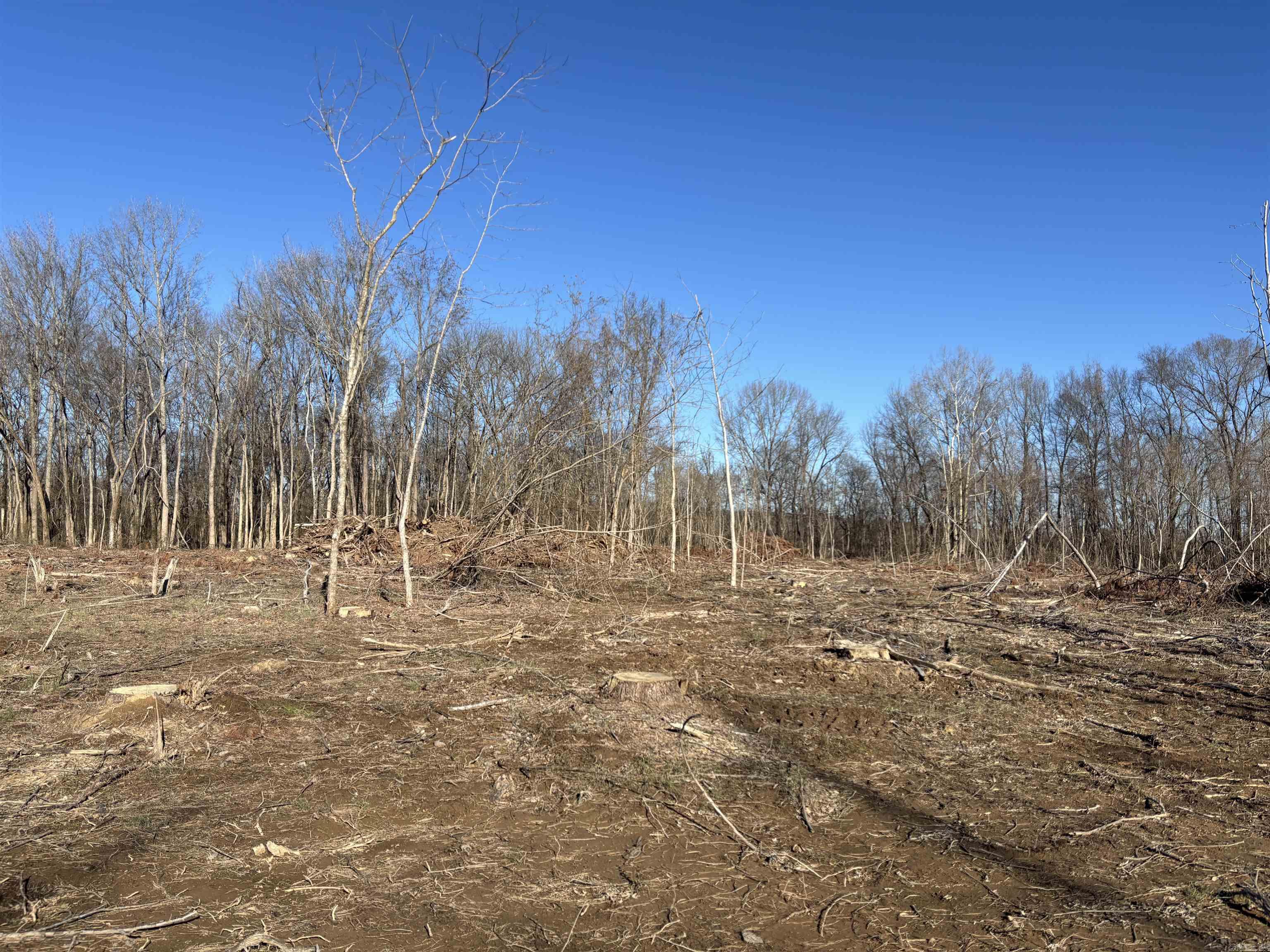 Metes & Bounds - Land