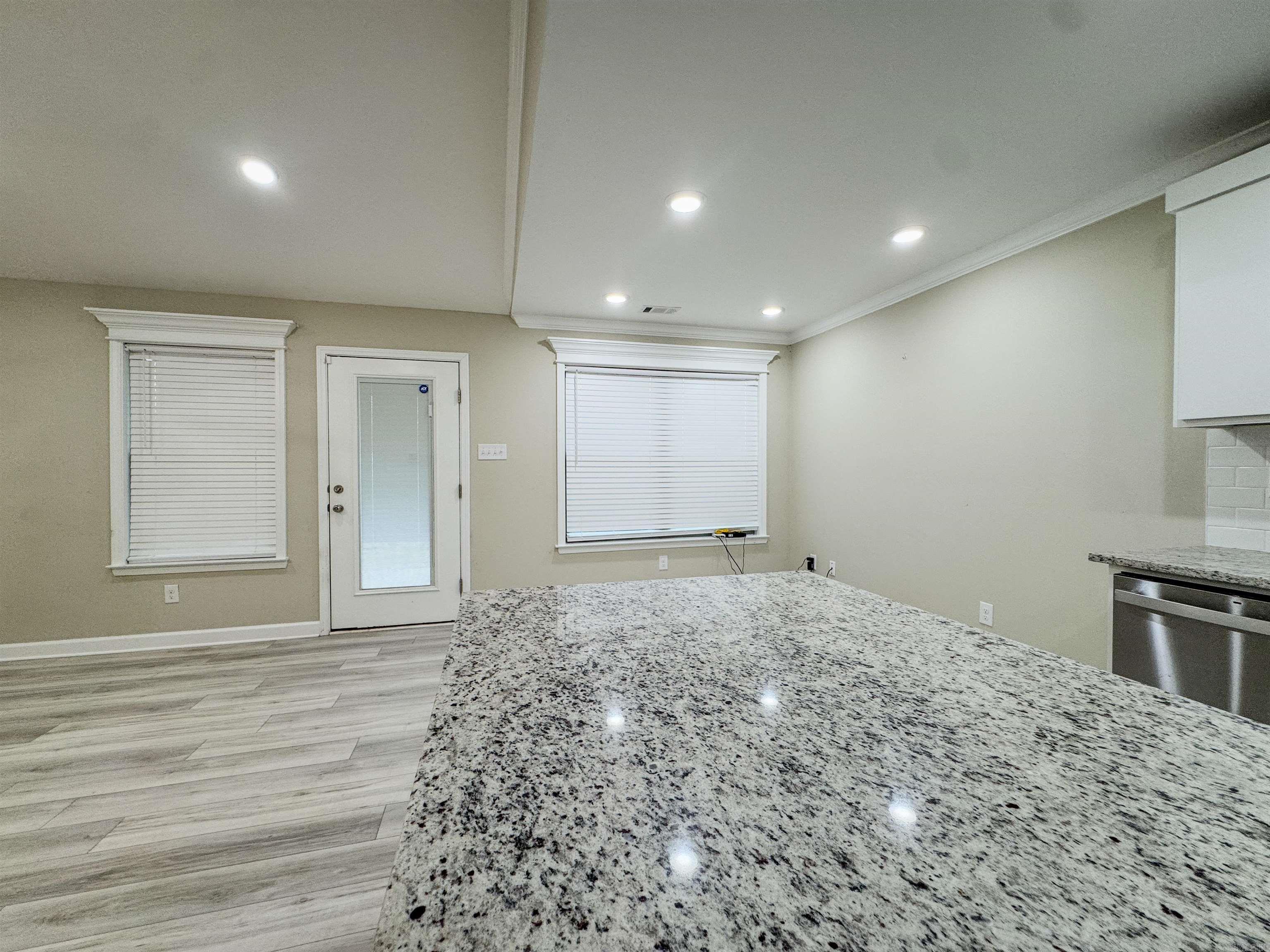 DEERFIELD ESTATES - Residential Lease