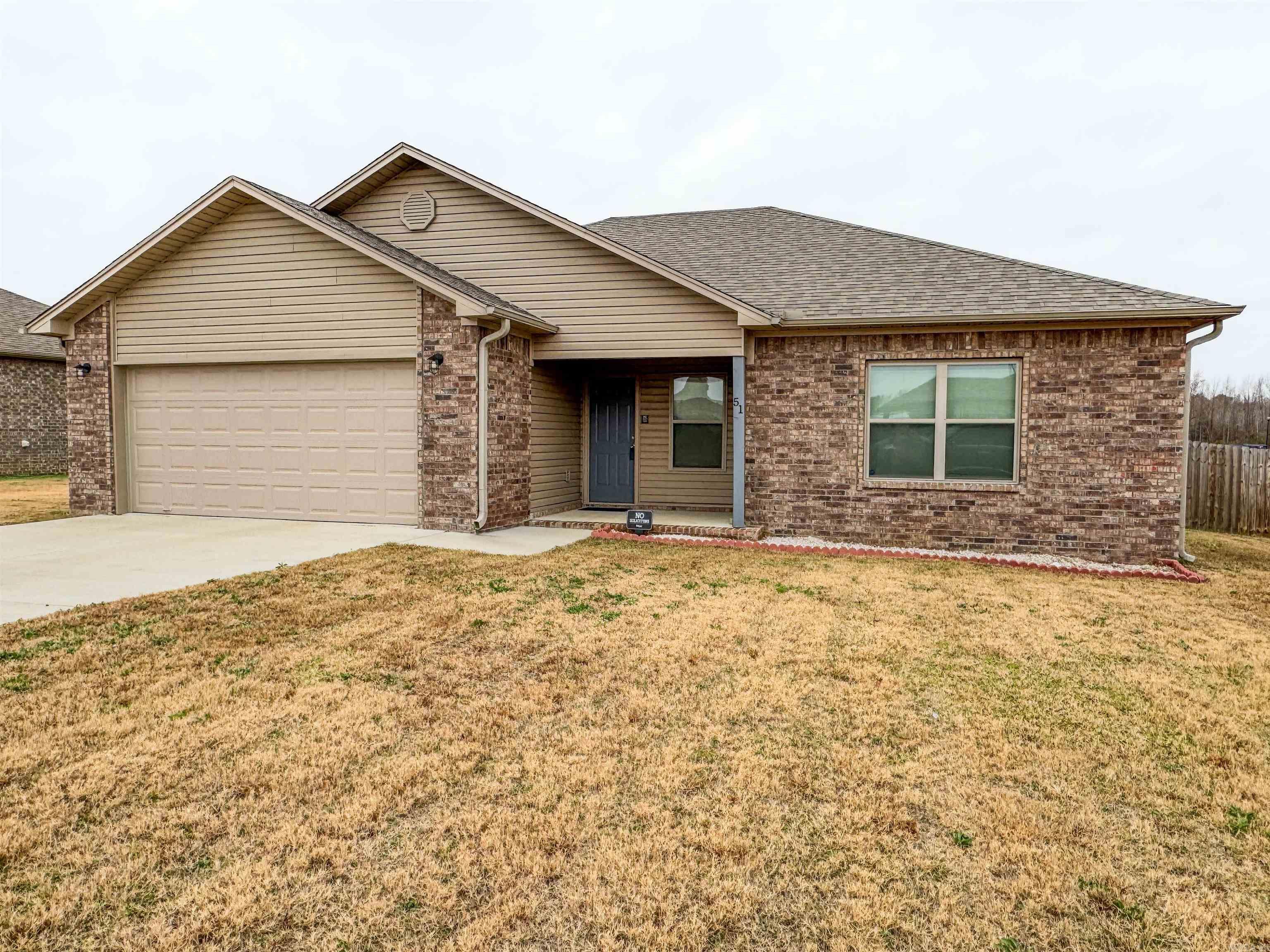 DEERFIELD ESTATES - Residential Lease