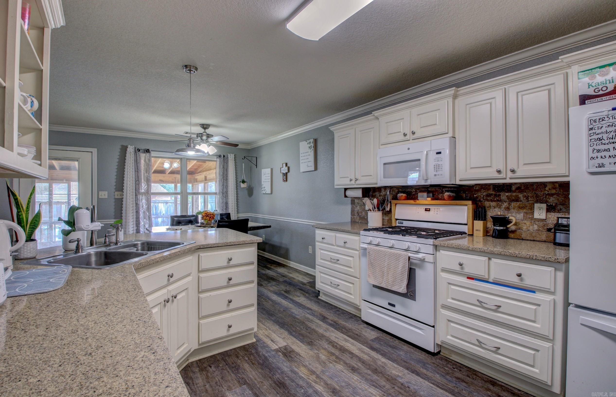 QUAPAW ESTATES - Residential