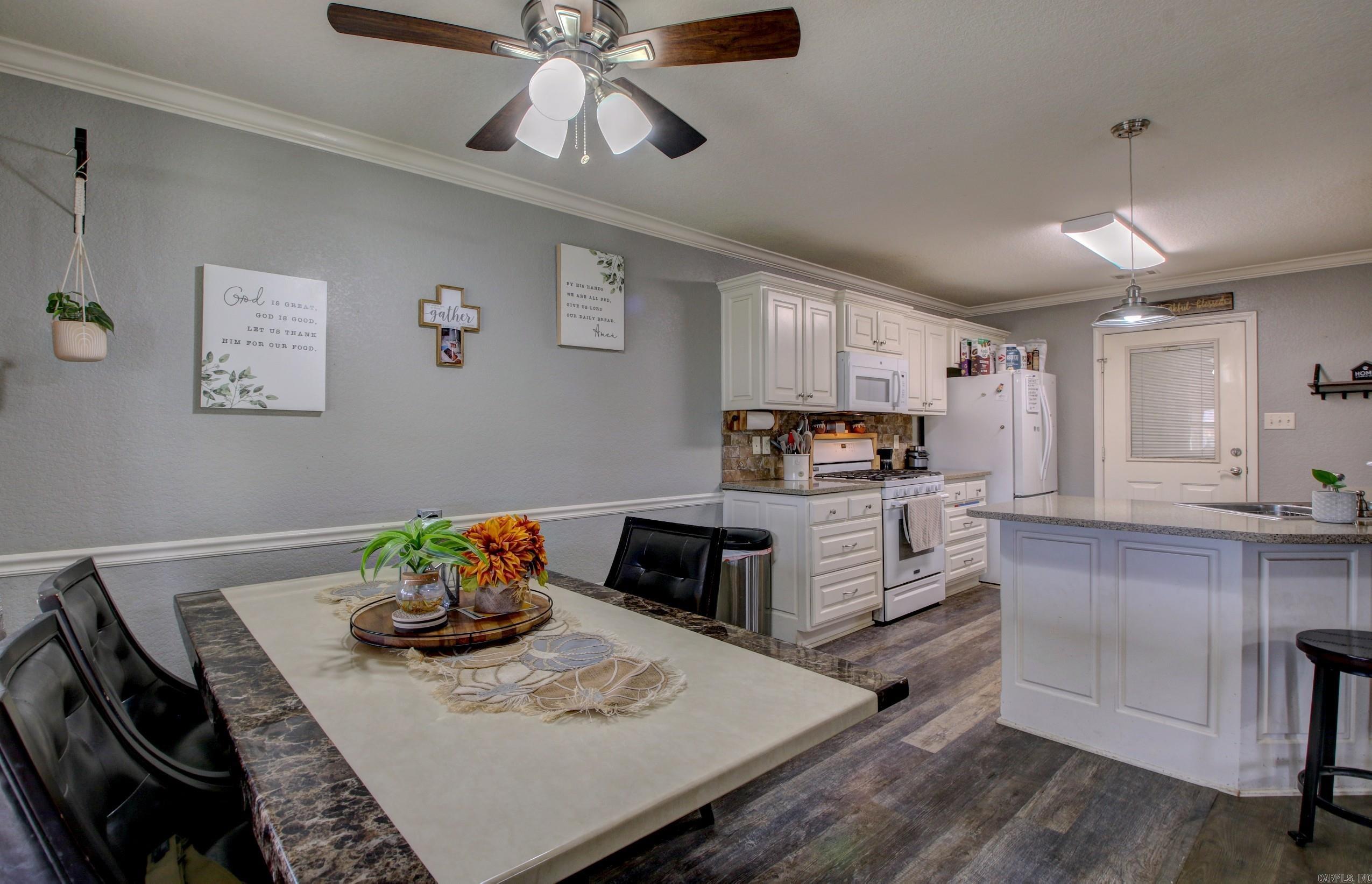 QUAPAW ESTATES - Residential