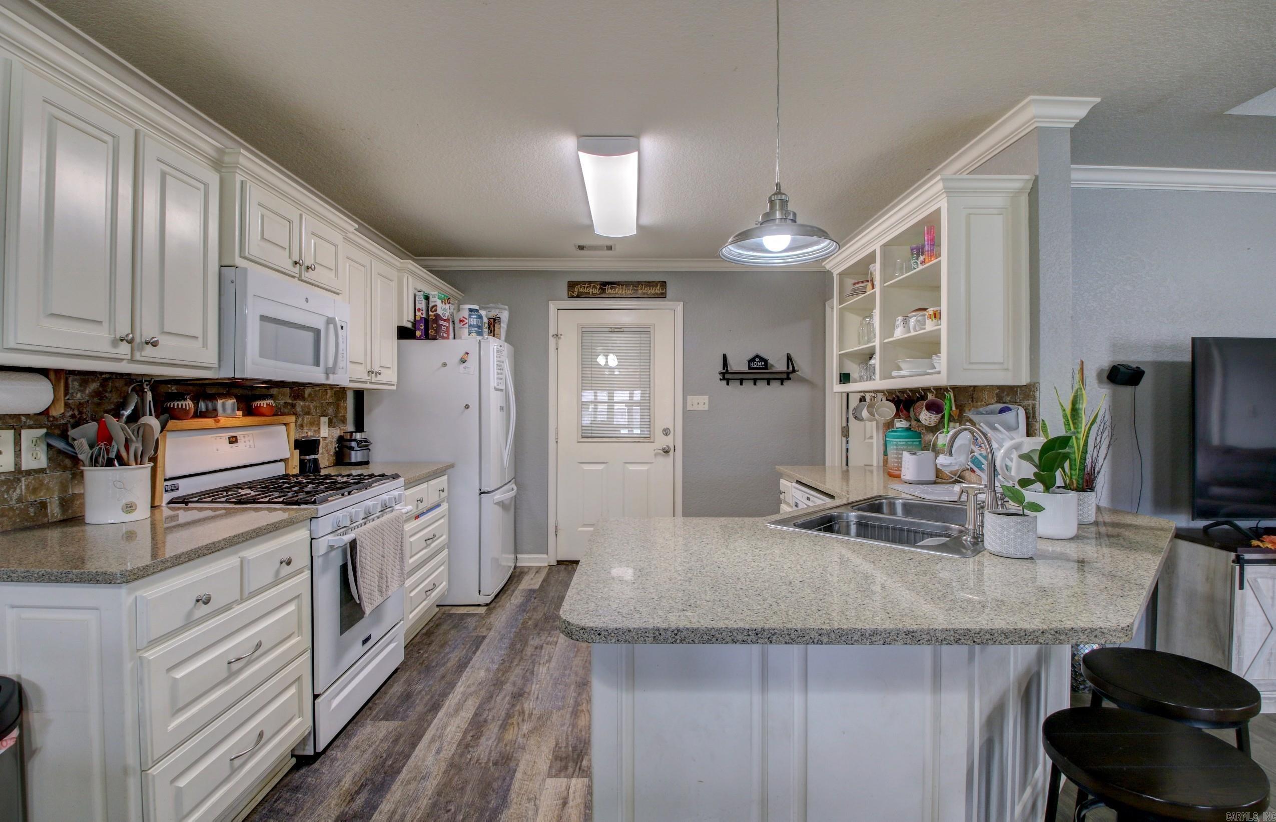 QUAPAW ESTATES - Residential