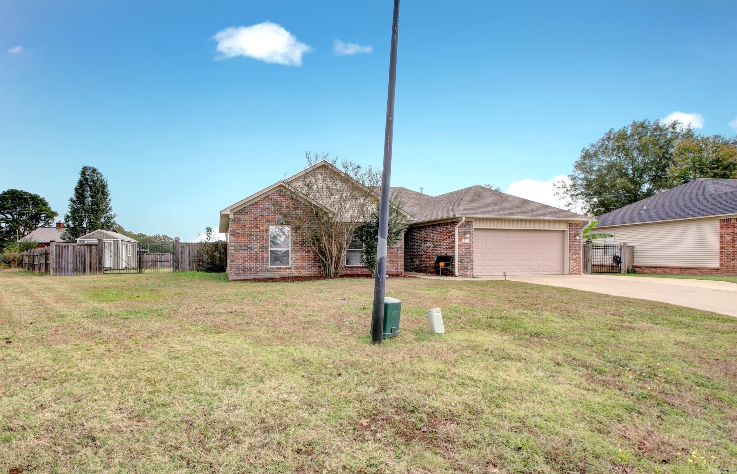 QUAPAW ESTATES - Residential