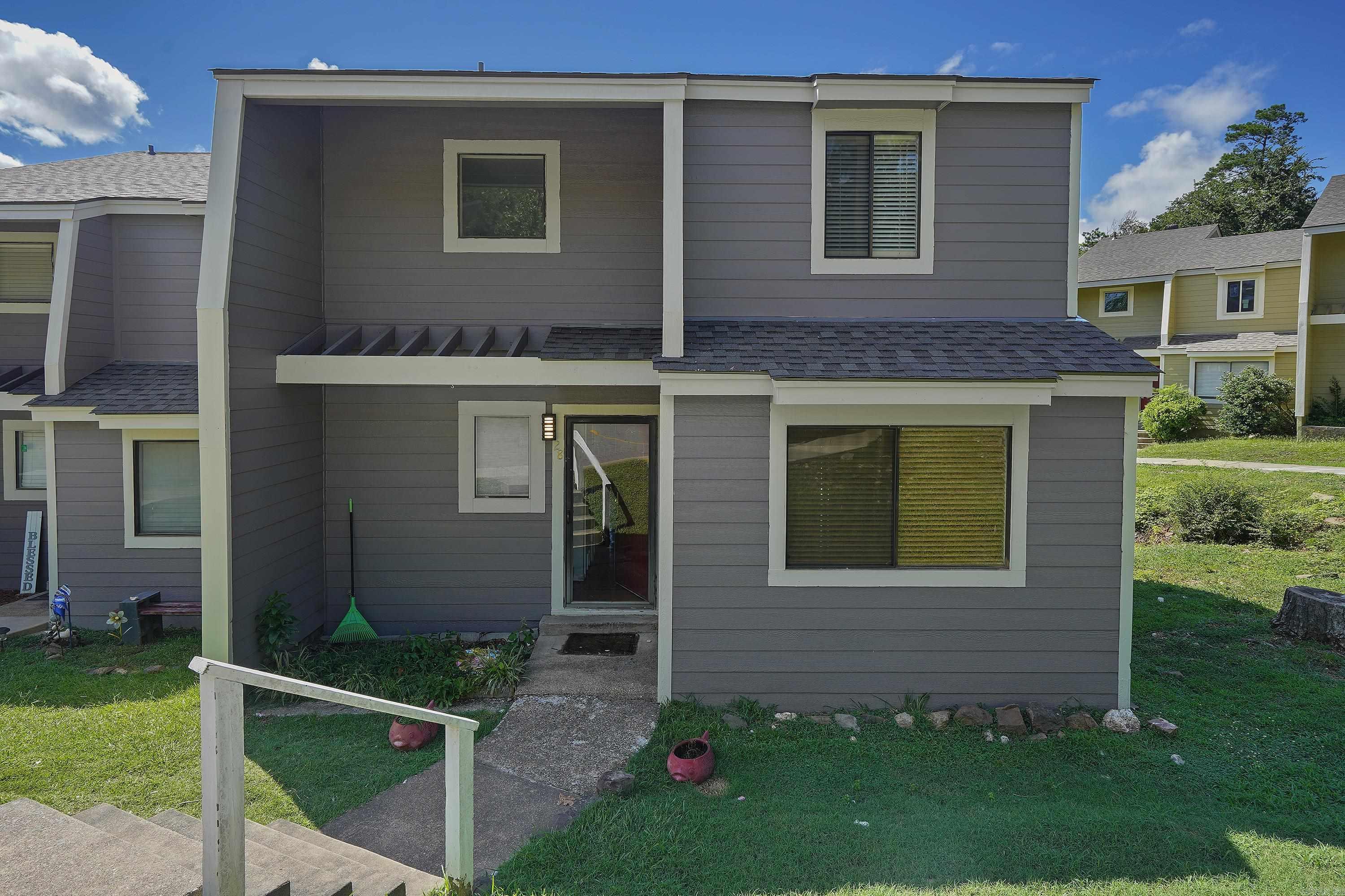 View Little Rock, AR 72227 house